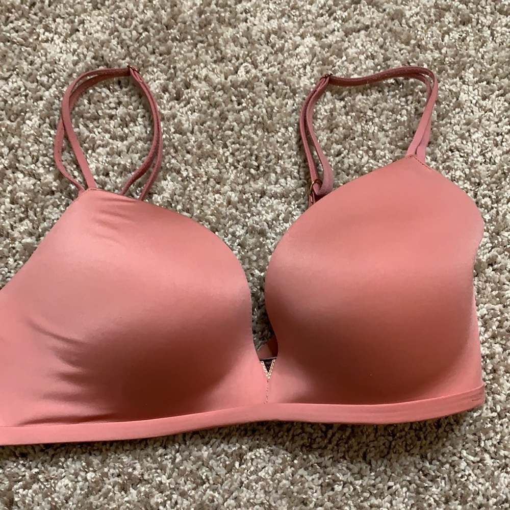 Wireless Victoria’s Secret bra